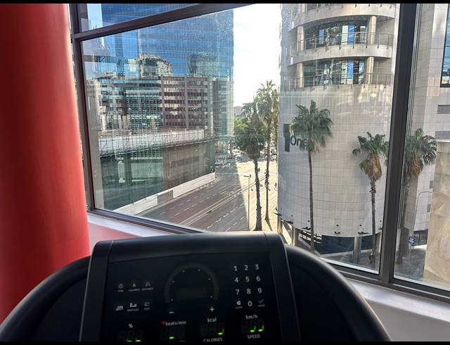1 BEDROOM APARTMENT FOR SALE IN CAPE TOWN CITY CENTRE